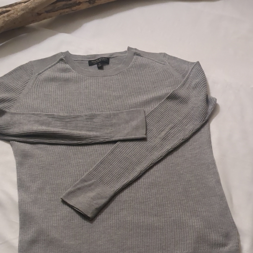 Men's Gray Sweater